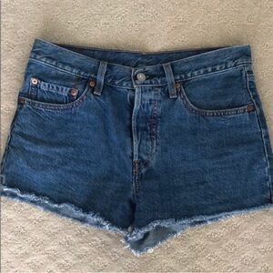 Levi 501 high rise jean shorts